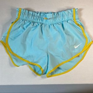New Nike Women Dri-fit Shorts Size S